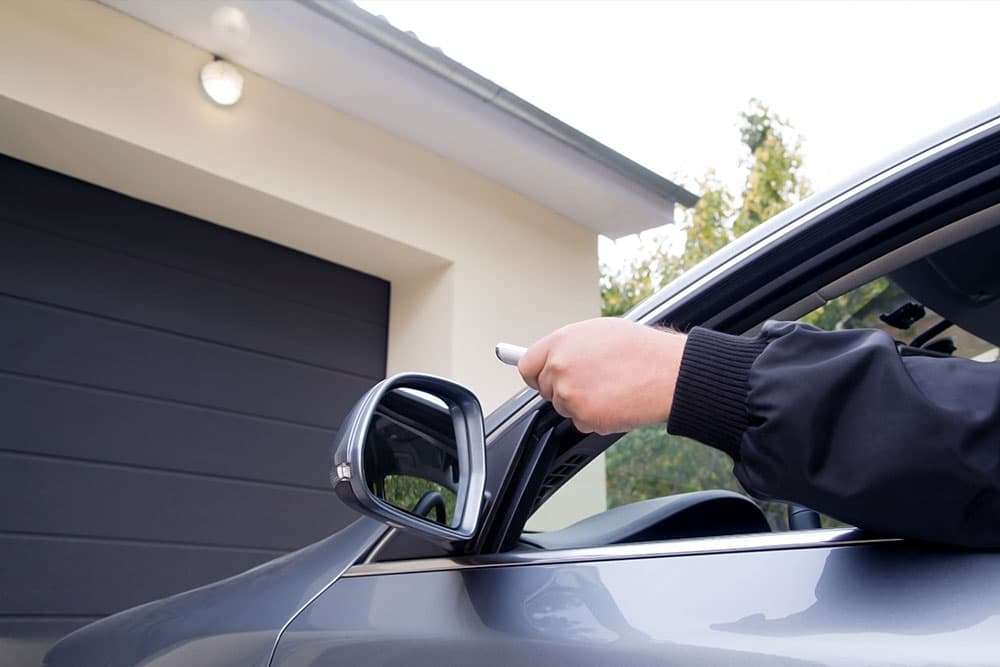 Mandos de coche para garage en Málaga